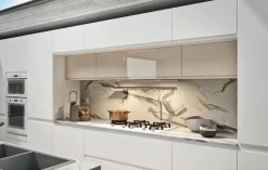 Cucina ad isola in polimerico lucido bianca Pura a prezzo ribassato