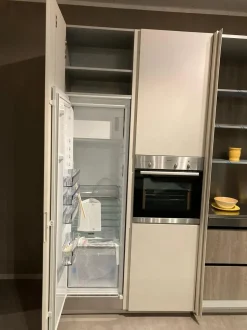 Cucina ad isola in resina cementizia bianca Obliqua  a prezzo scontato