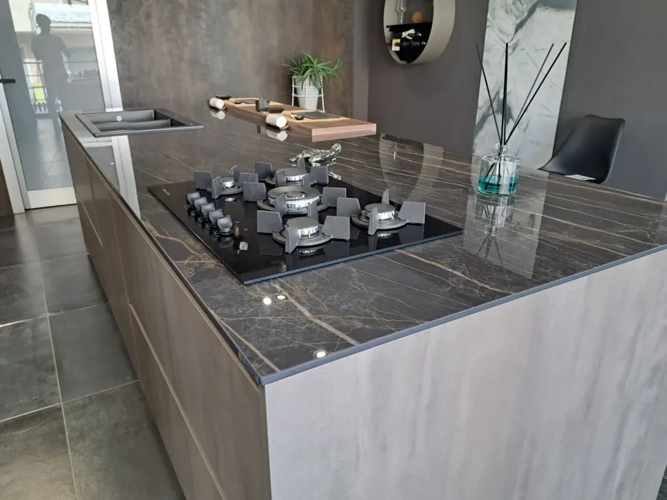 Cucina ad isola moderna Rho Armony: sconto fino al 50%!