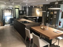 Cucina altri colori design con isola Modulnova Skill gres