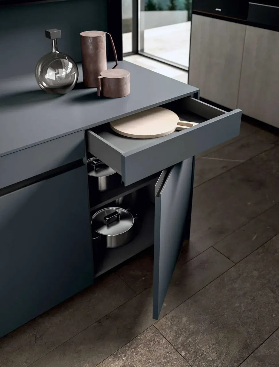 Cucina altri colori design con penisola Emporio dj Dibiesse