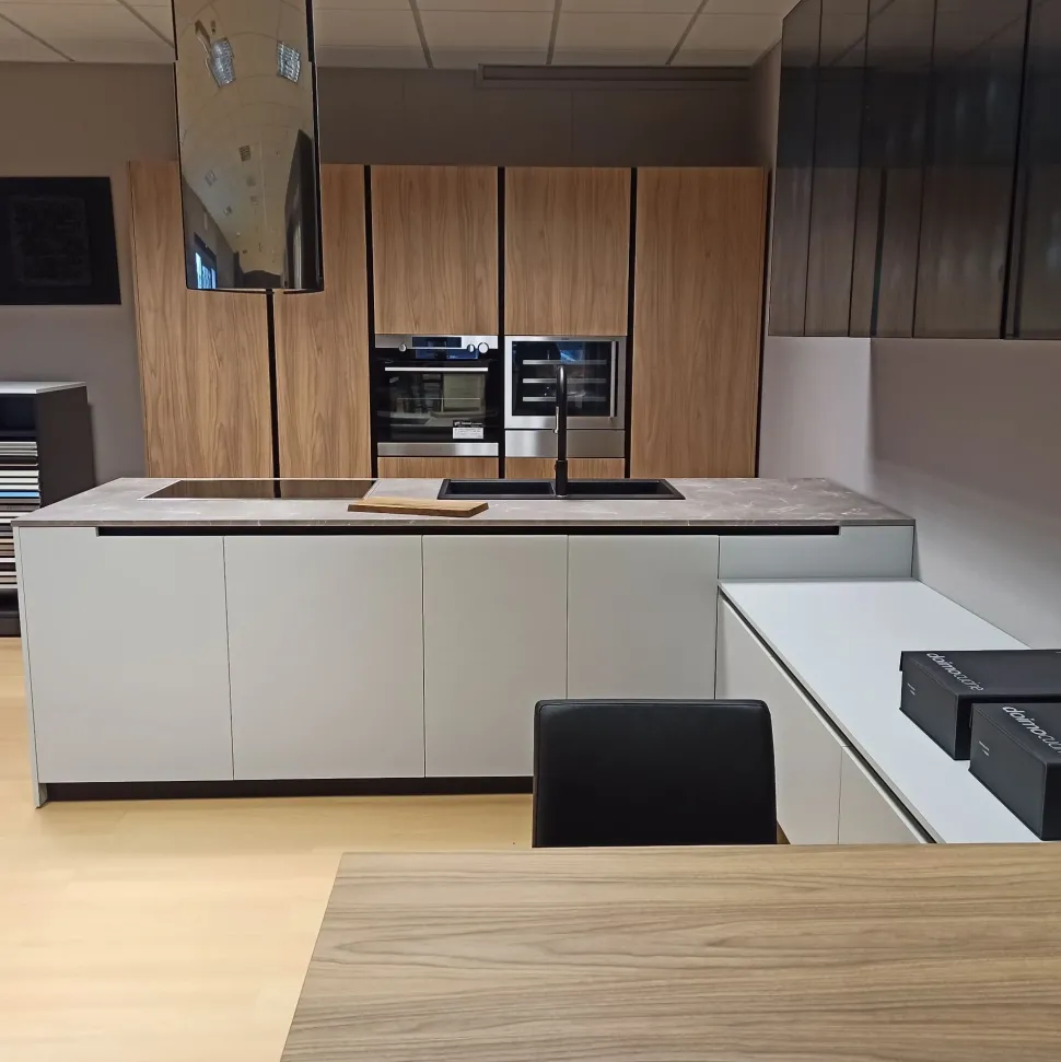 Cucina altri colori design con penisola Style Doimo cucine a soli 9000 Euro