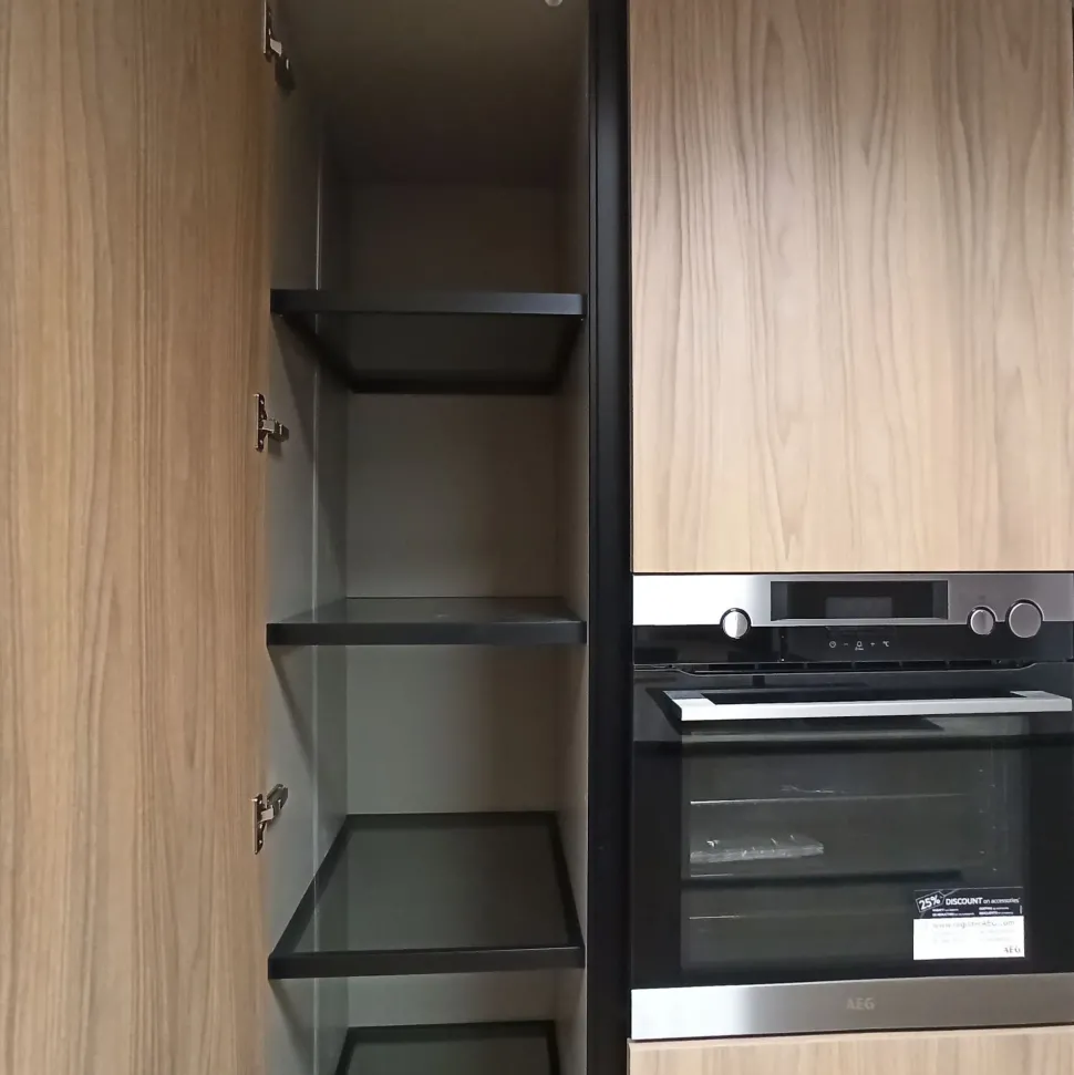 Cucina altri colori design con penisola Style Doimo cucine a soli 9000 Euro