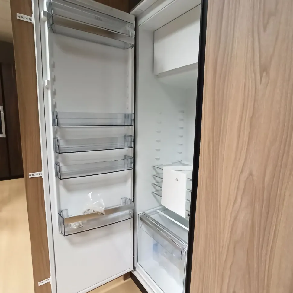 Cucina altri colori design con penisola Style Doimo cucine a soli 9000 Euro