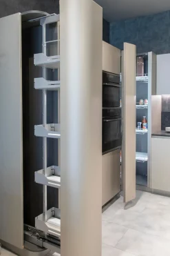 Cucina altri colori design con penisola Snaidero Ola20