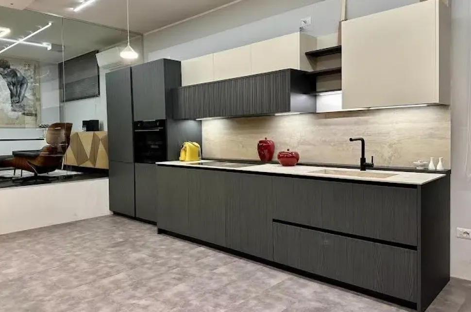 Cucina altri colori design lineare Bluna Binova