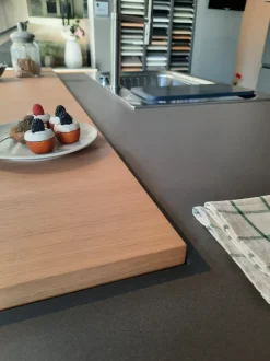 Cucina altri colori design con isola Metropolis aliant  Stosa