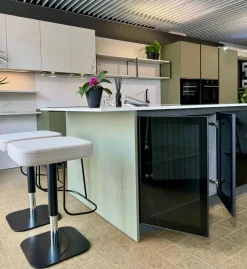 Cucina altri colori moderna ad isola Shine Atra