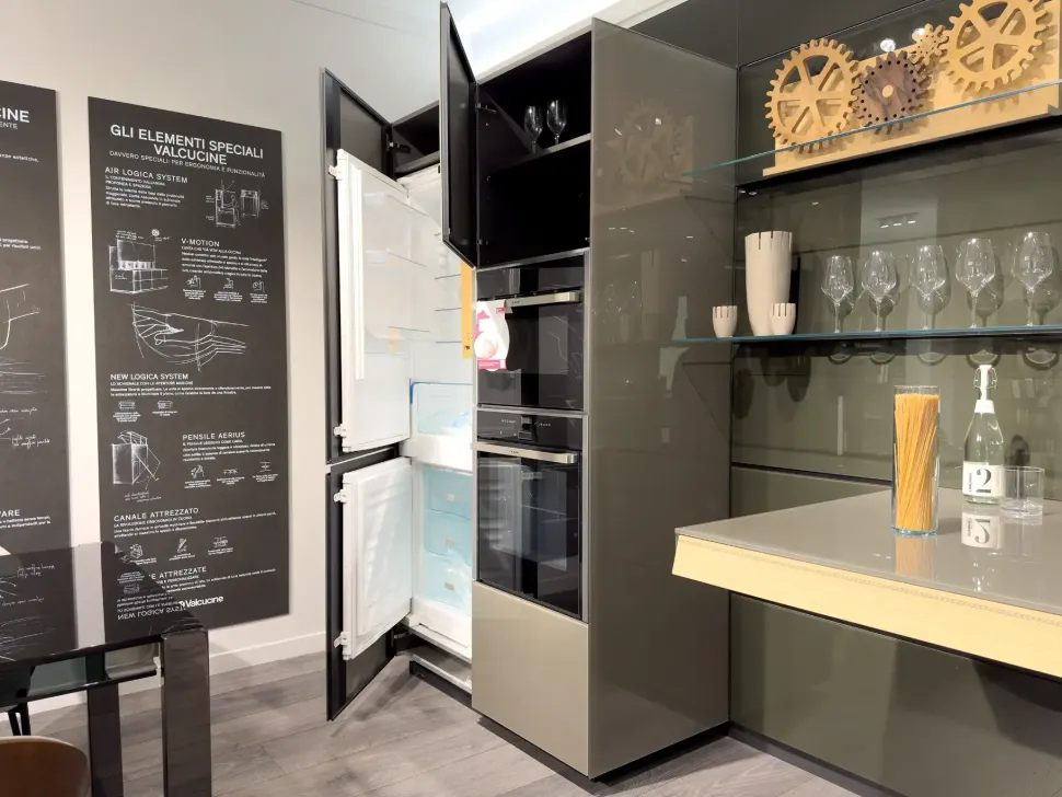 Cucina altri colori moderna lineare Genius loci con air logica Valcucine scontata