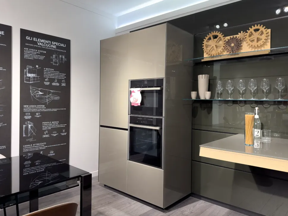 Cucina altri colori moderna lineare Genius loci con air logica Valcucine scontata