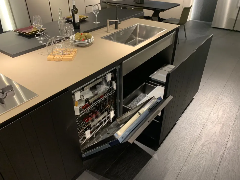 Cucina altri colori moderna Artex Poliform in offerta