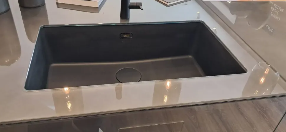 Cucina antracite design con isola Lago Cucina lago