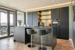 Cucina antracite design con isola Ingrosso cucine moderne icm82 Primopiano cucine in Offerta Outlet