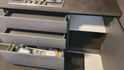 Cucina antracite moderna lineare Kuadra cucine Maya 3 a soli 5877 Euro