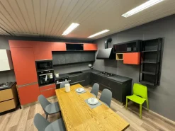 Cucina Aria design altri colori Febal ad angolo scontata 55%