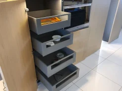 Cucina Arredo3 moderna con isola grigia in laccata opaco K6 asia