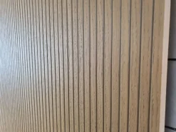 Cucina Arredo3 moderna con isola grigia in laccata opaco K6 asia