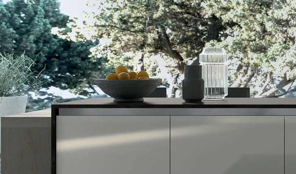 Cucina Arredo3 moderna con penisola bianca in laccata opaco Round