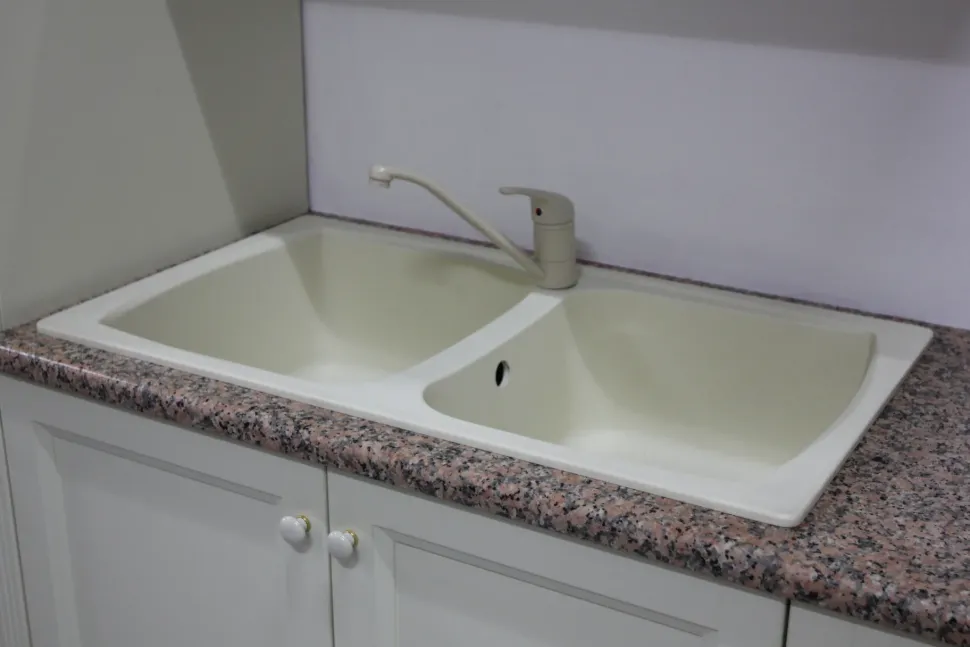 Cucina Artigianale classica ad angolo altri colori in laccato opaco U806 greca