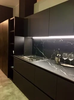 Cucina Artigianale design lineare antracite in laccata Atelier - paolo biordi designer