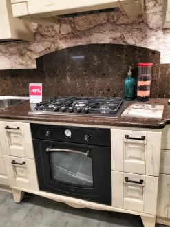 Cucina Aurora laccata panna fiorentino country magnolia Astra lineare scontata 46%