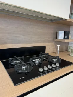 Cucina bianca design ad angolo Stosa Young