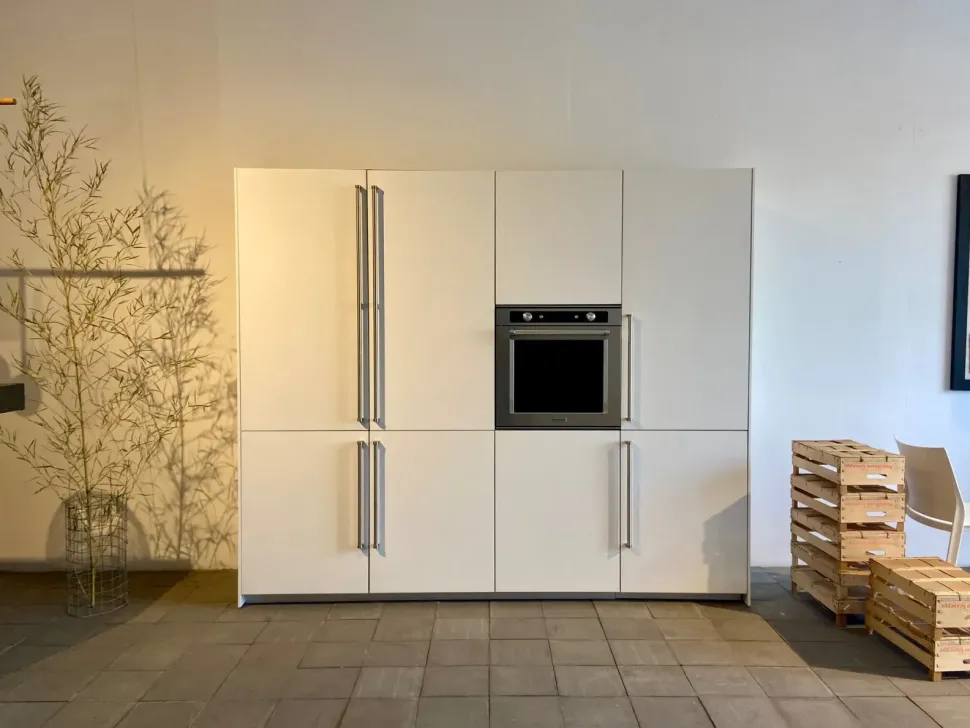 Cucina bianca design lineare Modulnova Cucina skill a soli 13500 Euro