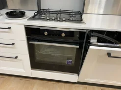 Cucina bianca design lineare Asia Forma 2000