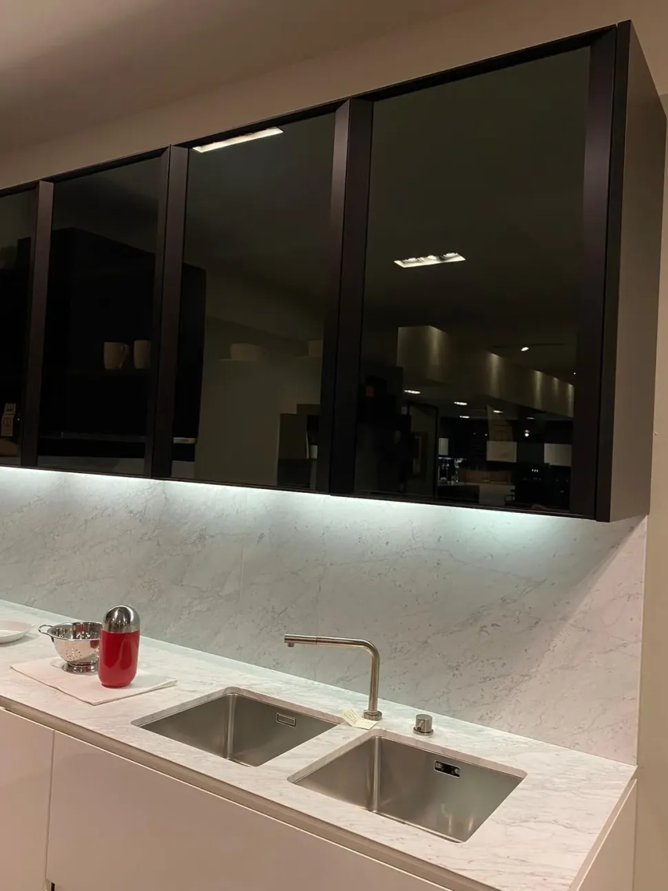 Cucina bianca moderna ad angolo Varenna Artex