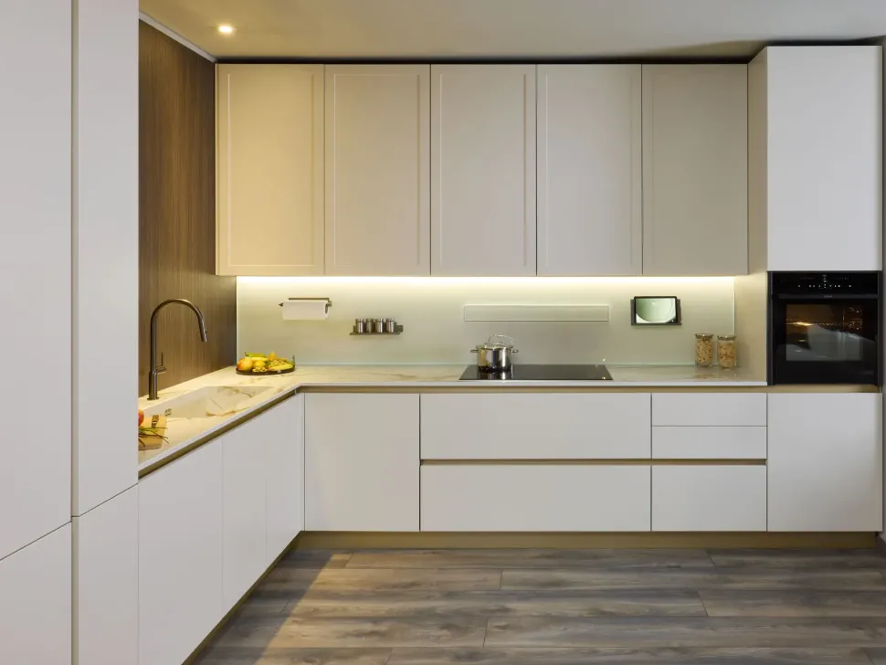 Cucina bianca moderna ad angolo Diotti.com Eleven 01 outlet a soli 24490 Euro