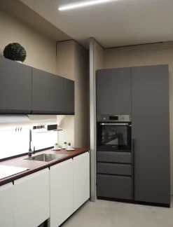 Cucina bianca moderna lineare Cucina formalia Scavolini in Offerta Outlet