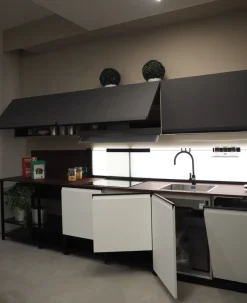 Cucina bianca moderna lineare Cucina formalia Scavolini in Offerta Outlet