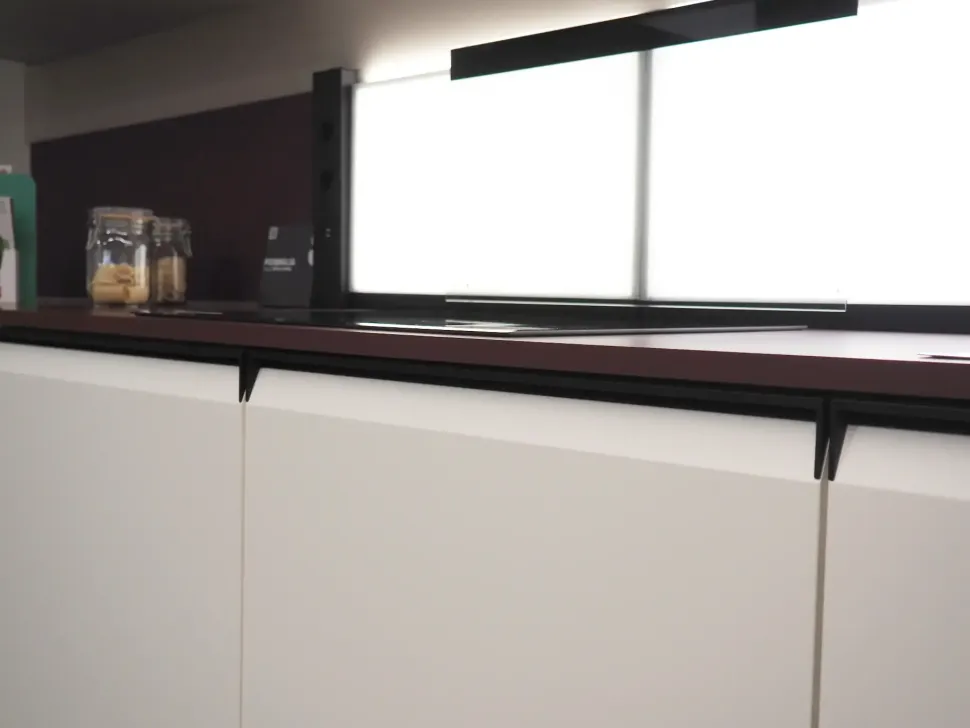 Cucina bianca moderna lineare Cucina formalia Scavolini in Offerta Outlet