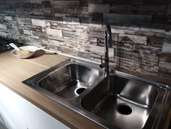 Cucina bianca moderna lineare Ginevra Aran