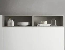Cucina bianca moderna lineare Domino bianco e castoro Primacucine in Offerta Outlet