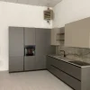 Cucina Binova design ad angolo grigio in laccato opaco Bluma