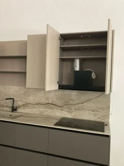 Cucina Binova design ad angolo grigio in laccato opaco Bluma