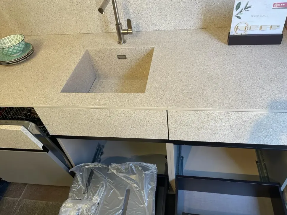 Cucina Cesar moderna ad angolo tortora in laminato opaco Maxima 2.2