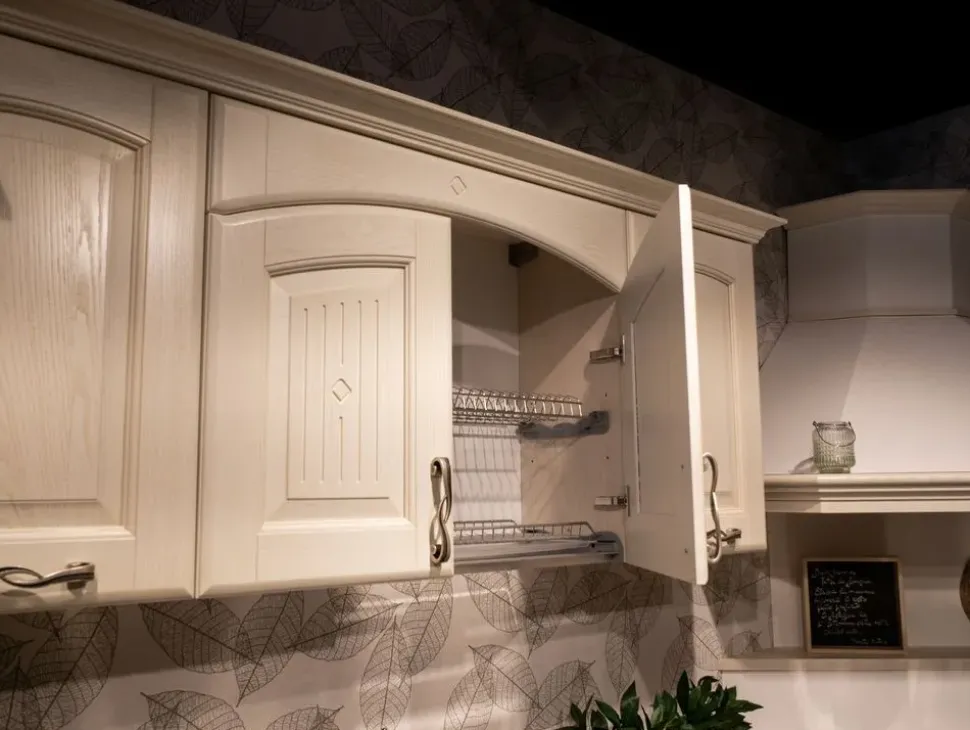 Cucina classica ad angolo Veronica Lube cucine a prezzo ribassato