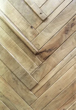 Cucina Collezione esclusiva moderna lineare rovere chiaro in legno Cucinja moderna rennes in legno e bronzo