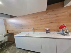 Cucina con isola design altri colori Euromobil Cucina euromobil laincube top dekton