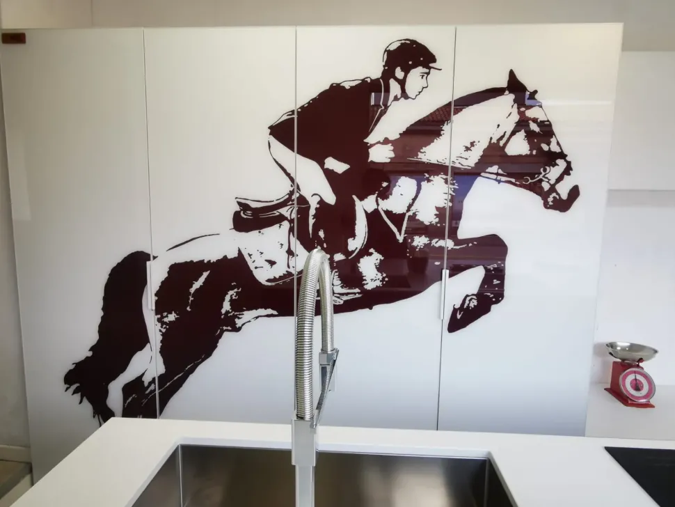 Cucina con isola design bianca Arrex Cavallo a soli 8800 Euro