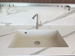 CUCINA con isola Ernestomeda Sign SCONTATA 42%