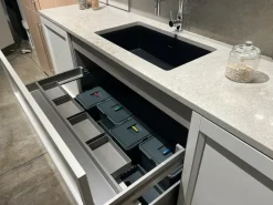 Cucina con isola in laccata opaco a prezzo ribassato 62%