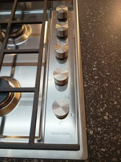 Cucina con isola in laminato materico grigia Kali a prezzo ribassato