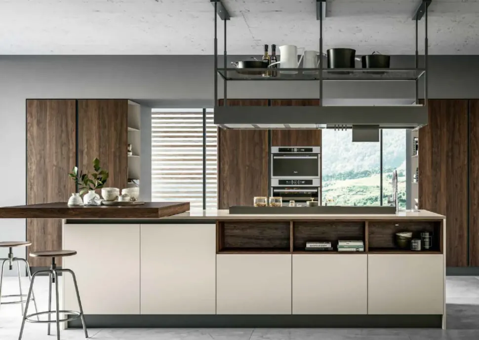 Cucina con isola in laminato opaco a prezzo ribassato 39%