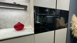 Cucina con isola in laminato materico a prezzo scontato 55%