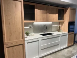 Cucina con isola in nobilitato bianca Palio a prezzo ribassato