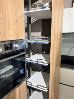 Cucina con isola in polimerico a prezzo scontato 60%