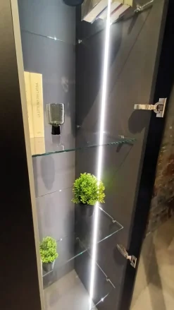 Cucina con isola in vetro altri colori Cucina glass a prezzo ribassato